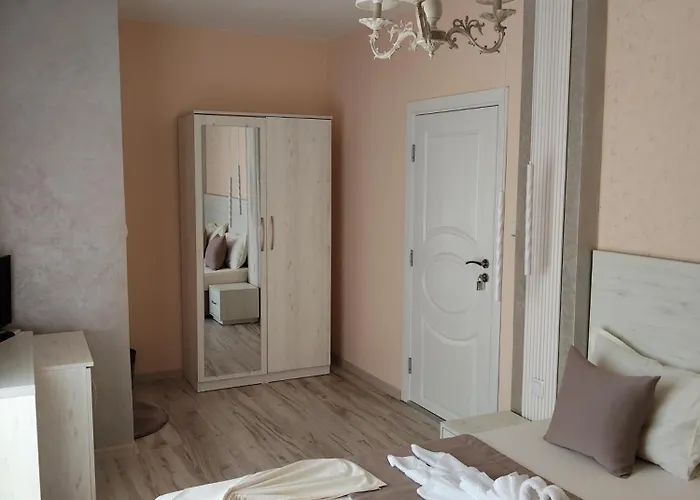 Guest house Adriya 4*