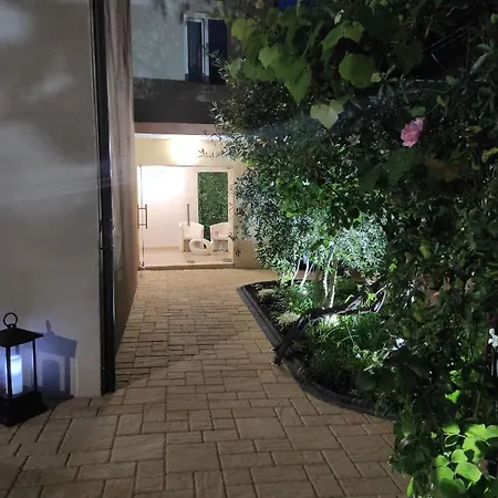 Adriya Гостевой дом Приморско