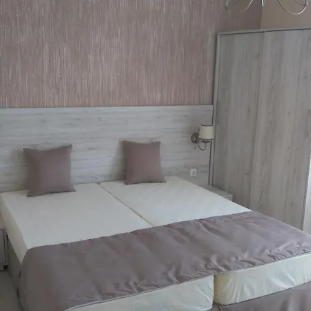 Adriya Pensionat 4*